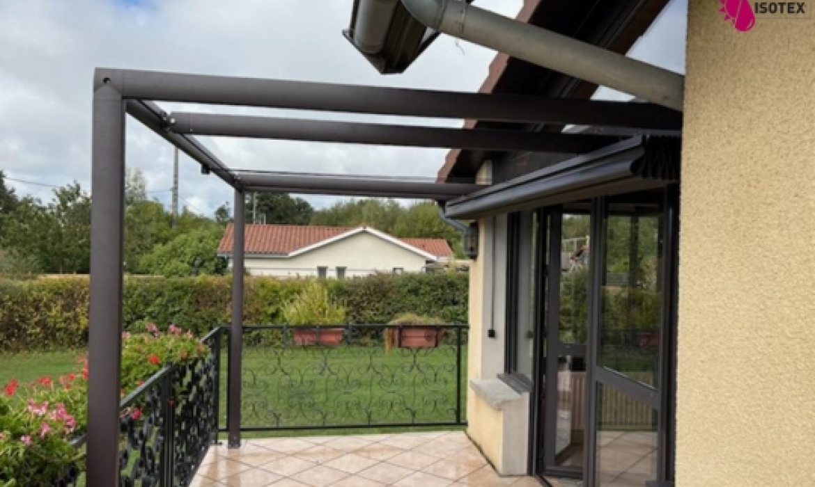 Installation de Pergola Toile Rétractable à Saint-Priest (69) : Confort et Design sur mesure
