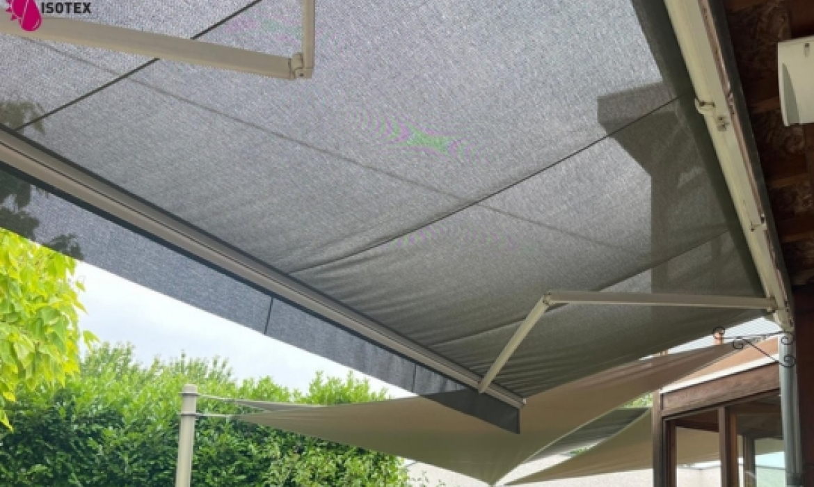 Rentoilage de Store Banne sur Mesure en Nord Isère vers Tignieu-Jameyzieu – Fabrication Française