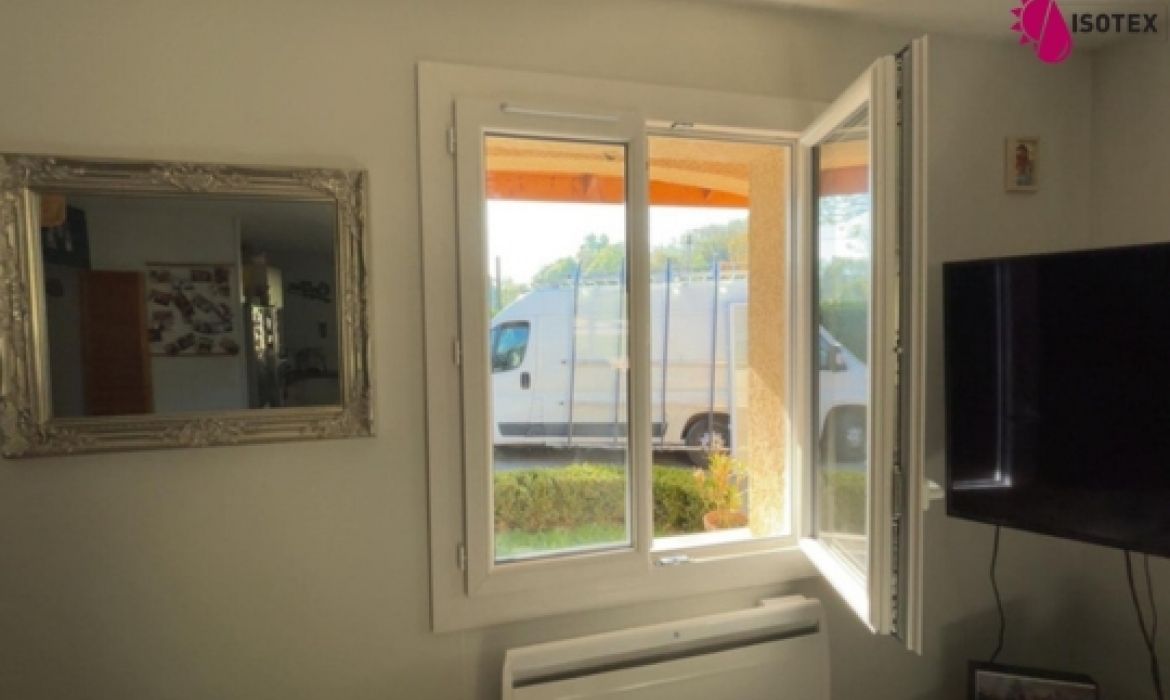 Porte-fenêtre et fenêtres PVC sur mesure à Pont-de-Beauvoisin (73330)