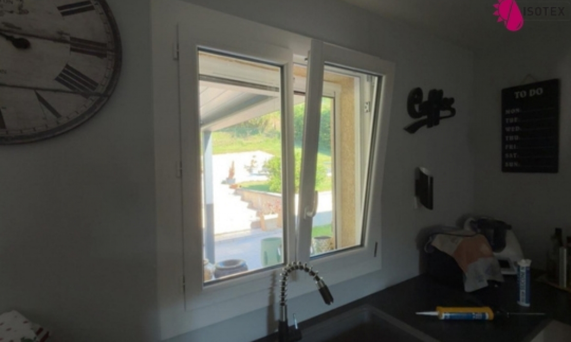 Porte-fenêtre et fenêtres PVC sur mesure à Pont-de-Beauvoisin (73330)