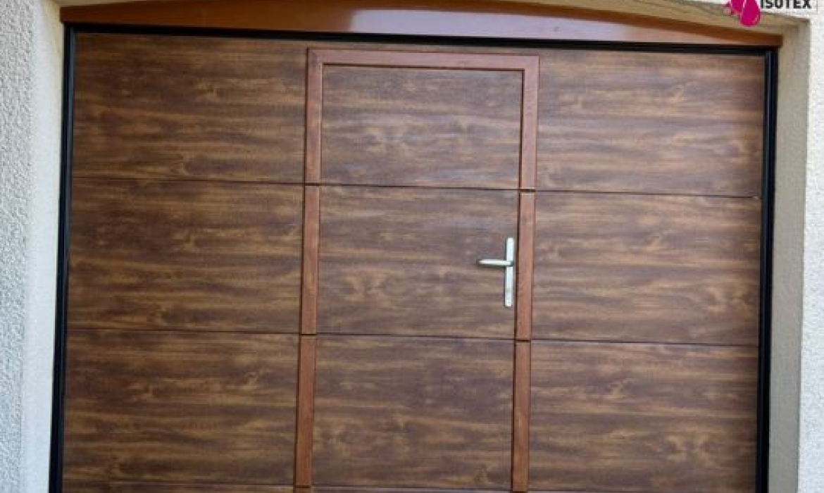 Porte de Garage sur mesure à Crémieu - Fabrication Française