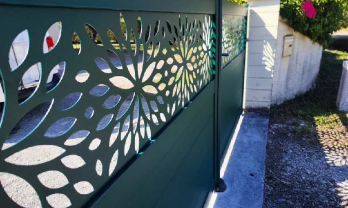 Portail aluminium sur mesure aux alentours de Ruy (38300)
