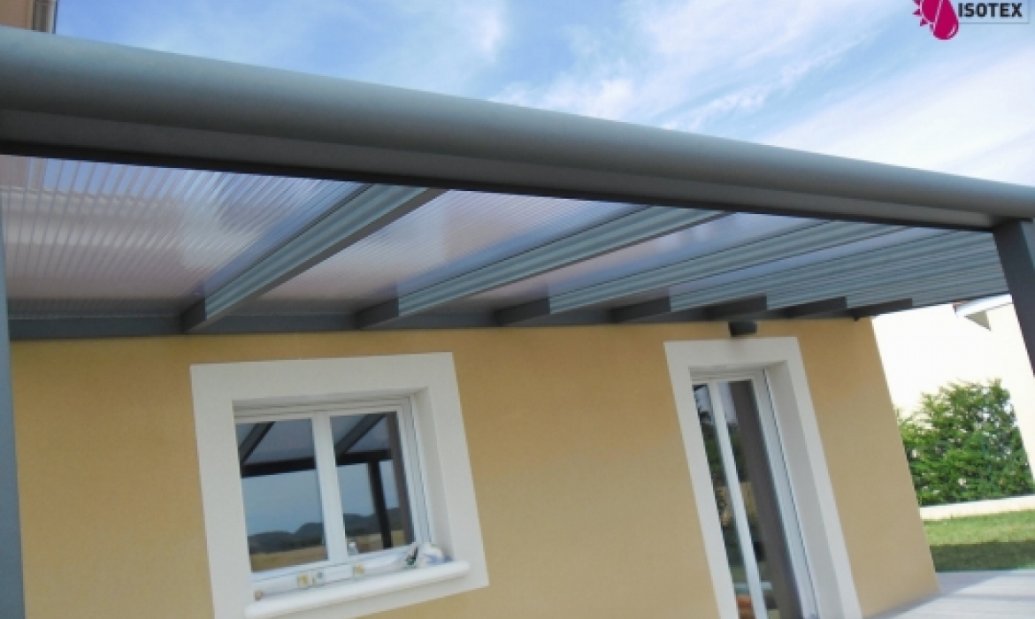 Élégance et Protection : Pergola en Aluminium aux Abrets, Isère