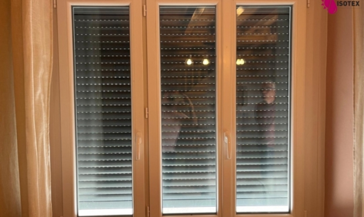 Réalisation sur mesure de Volets Roulants Solaires vers Les Abrets en Dauphiné