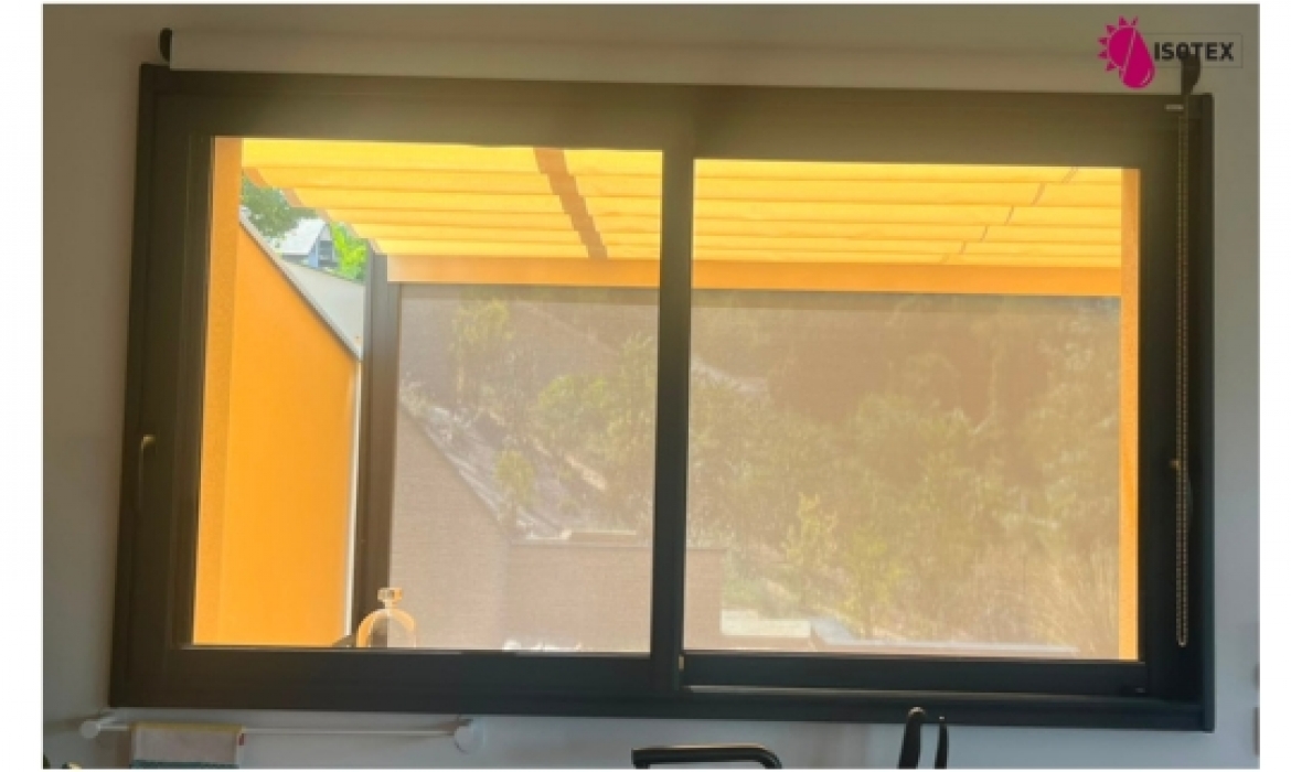 Pergola Clima 120 avec stores ZIP Nexus 130 sur mesure près de La Tour-du-Pin (38110)