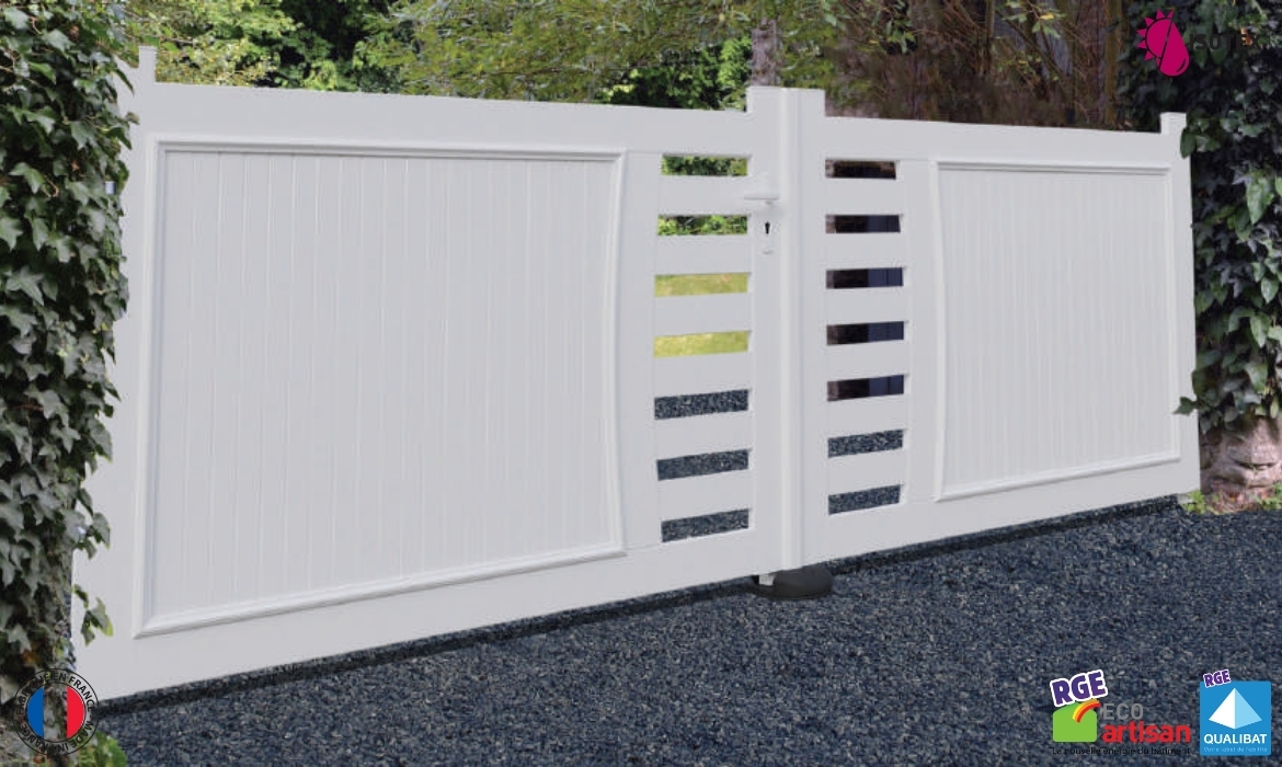 Portails PVC sur mesure en Nord-Isère : fabrication française, durabilité et élégance pour votre extérieur