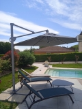 Parasol déporté Hélios Carré 300x300 - Coloris Gris Taupe