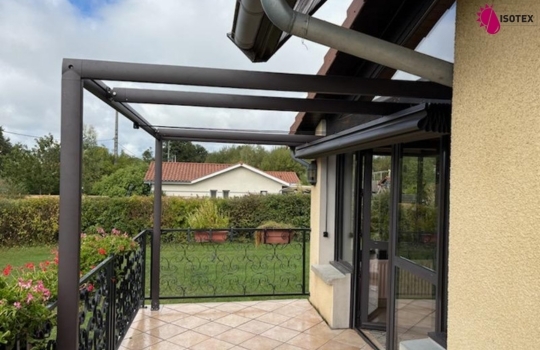 Installation de Pergola Toile Rétractable à Saint-Priest (69) : Confort et Design sur mesure