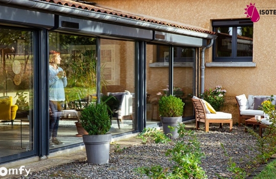 Volet roulant solaire sur mesure : la solution idéale pour rénover votre maison en Isère