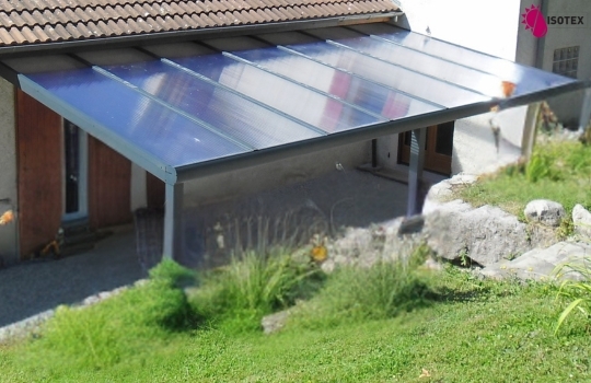 Pergola couverture polycarbonate vers Pont de Cheruy (38230)