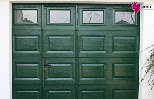 Porte de Garage Sectionnelle Verticale avec Portillon et Hublot