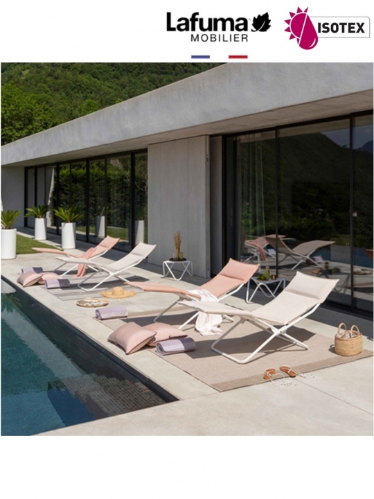 Bayanne chaise longue terrasse et bord de piscine Lafuma Mobilier Opale Hedona - Toile coloris beige argile et Structure coloris kaolin