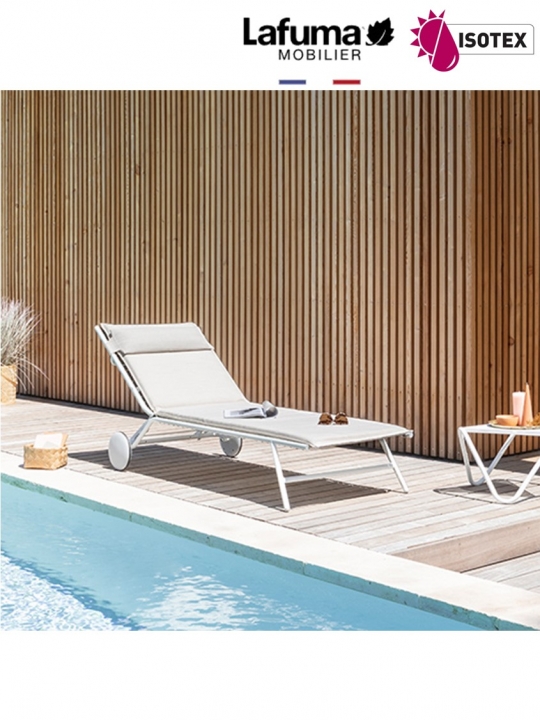 Bayanne bain de soleil terrasse et bord de piscine Lafuma Mobilier Opale Hedona - Toile coloris beige argile et Structure coloris kaolin